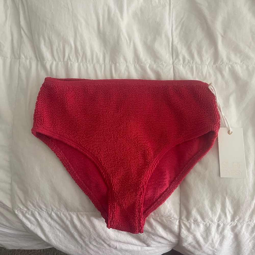 Sunset Red Surf Gypsy NWT